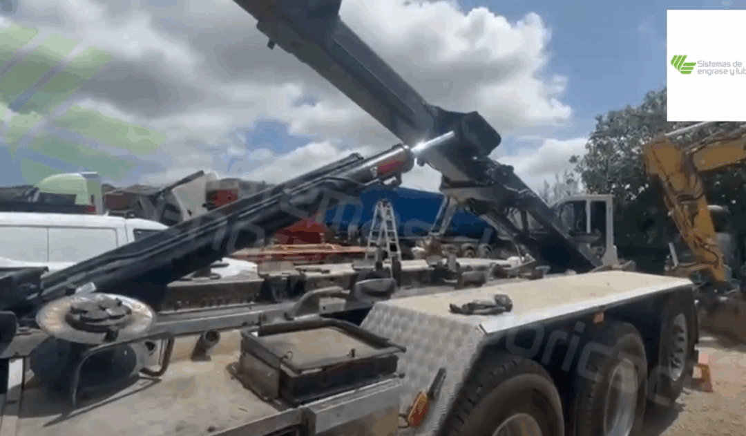 ENGRASE AUTOMATICO RAASM EN CARRETILLA ELEVADORA